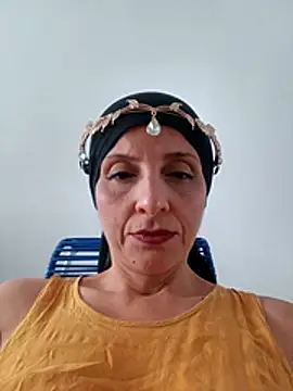 Aafsha  online show from 04-13-26, 07:18