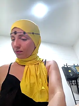 Aafsha  online show from 04-06-26, 04:52