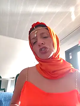 Aafsha  online show from 11-10-25, 04:23