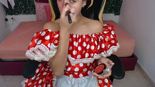 sofia fantasia online show from 10-11-25, 07:42
