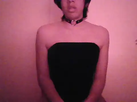 Snapshot of Sunny_Pebble chatting on 10-16-25, 03:26 Sunny Pebble online show from 10-16-25, 03:26
