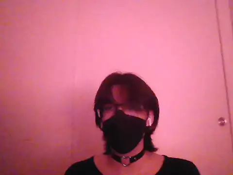 Snapshot of Sunny_Pebble chatting on 10-17-25, 03:10 Sunny Pebble online show from 10-17-25, 03:10