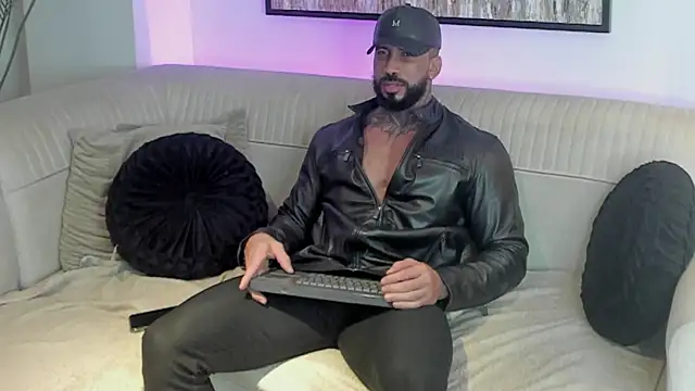 Snapshot of jeff_clark7 chatting on 11-29-25, 06:57 jeff clark7 online show from 11-29-25, 06:57