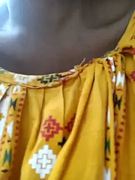 Snapshot of Hotty-romi3 chatting on 10-08-25, 03:30 Hotty-romi3 online show from 10-08-25, 03:30