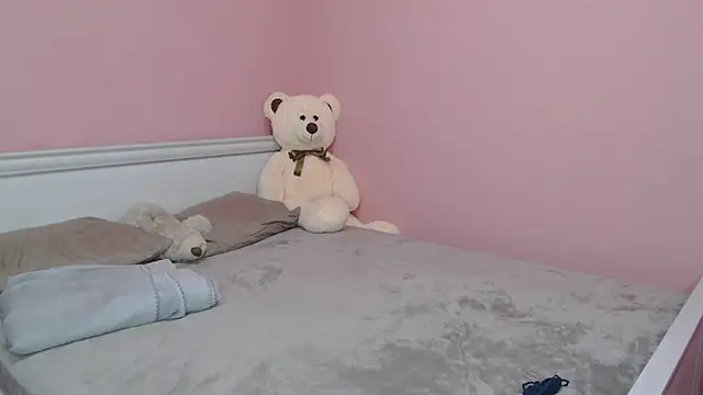  alexandra ray  online show from 11-11-25, 06:08