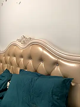 Mile-m online show from 11-02-25, 02:27