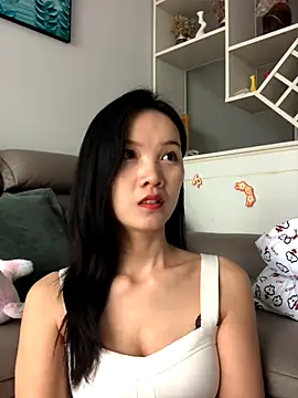 Mile-m online show from 11-12-25, 06:28