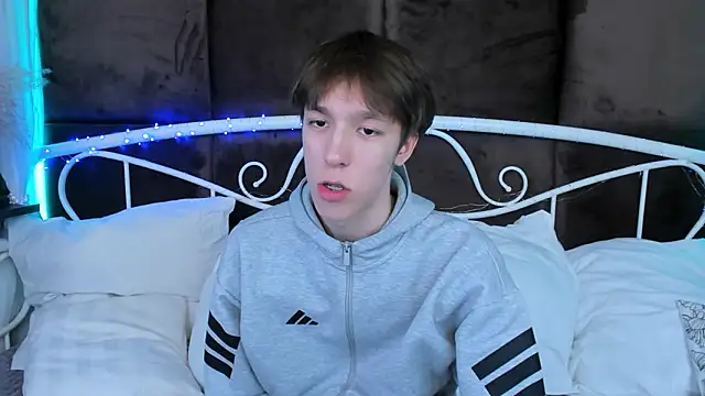 MarkBranston online show from 02-04-26, 03:51