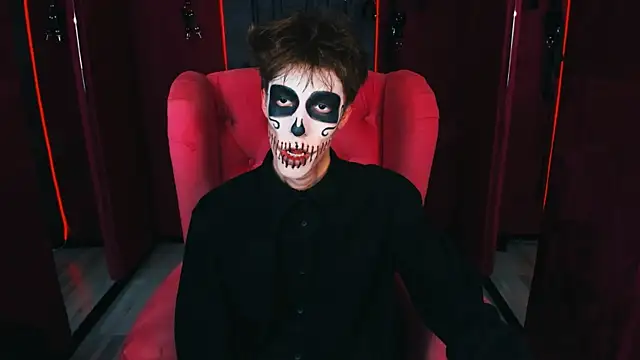 MarkBranston online show from 10-31-25, 04:03