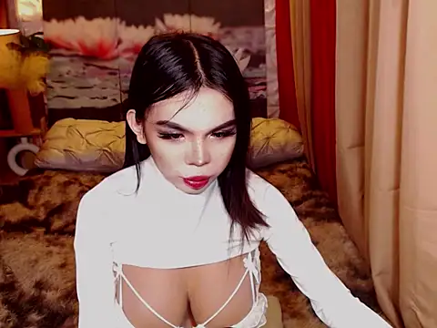 TWINKTRANSSHANEL online show from 11-08-25, 04:38