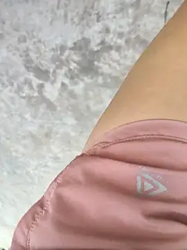 Snapshot of Mymy_love91 chatting on 02-25-26, 10:37 Mymy love91 online show from 02-25-26, 10:37