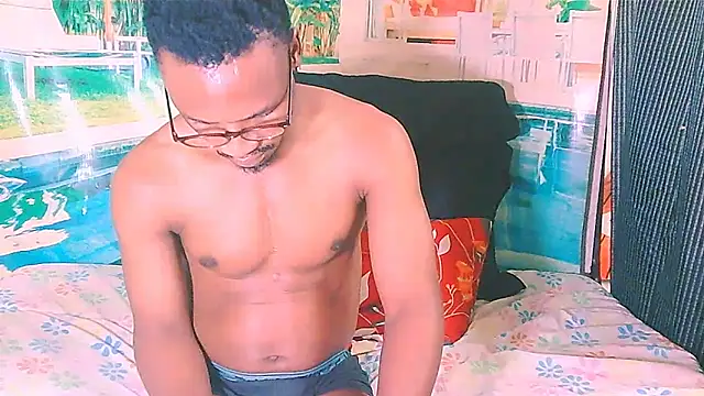 EbonyTiger69 online show from 04-15-26, 05:24