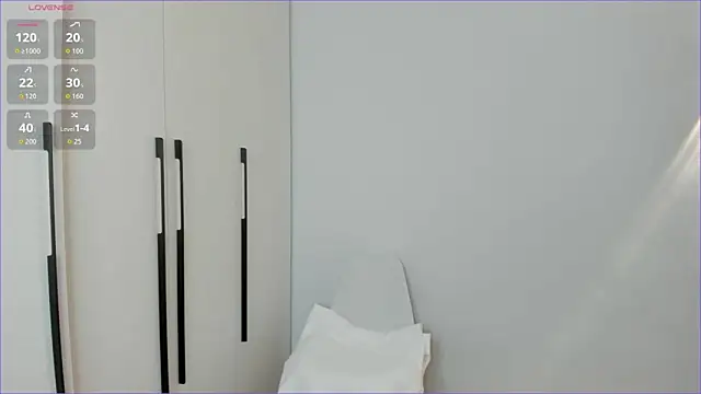 aizury chi online show from 10-15-25, 02:03