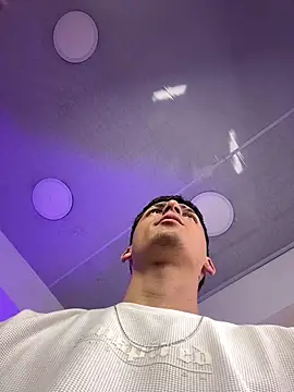 Snapshot of MateoMitchell chatting on 02-06-26, 04:30 MateoMitchell online show from 02-06-26, 04:30