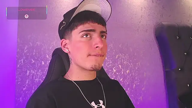 MateoMitchell online show from 11-25-25, 05:30