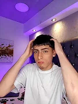 MateoMitchell online show from 11-14-25, 04:38