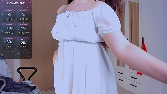 AmeliHallss online show from 03-14-26, 04:24