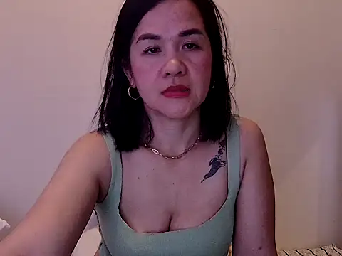 KissHott online show from 03-07-26, 01:38