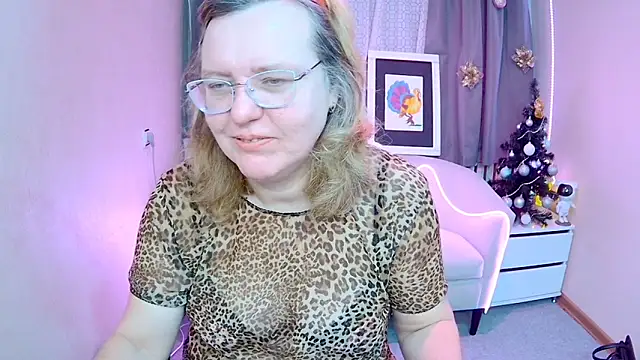 VestaWoody online show from 11-27-25, 07:31