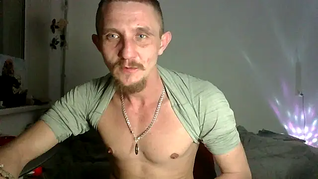 Twolatte1520 online show from 02-16-26, 01:48