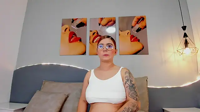 LuliJones online show from 10-19-25, 12:41