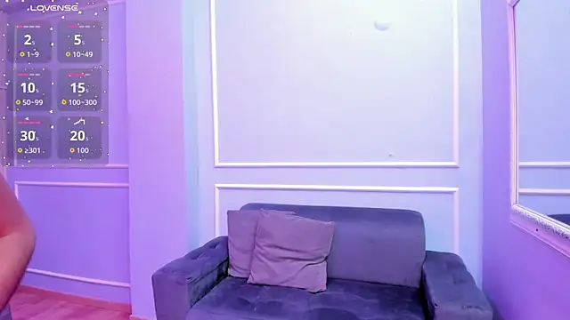 Snapshot of AliceJackkson chatting on 11-28-25, 12:05 AliceJackkson online show from 11-28-25, 12:05