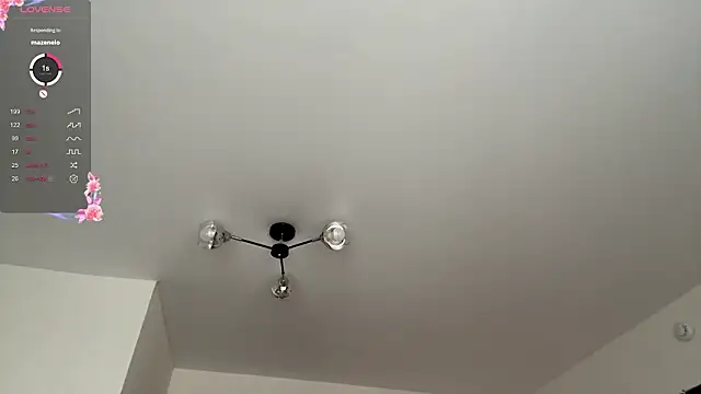 Snapshot of GilySuper chatting on 02-04-26, 04:40 GilySuper online show from 02-04-26, 04:40