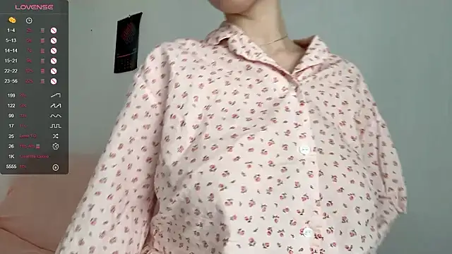 Snapshot of GilySuper chatting on 03-04-26, 11:07 GilySuper online show from 03-04-26, 11:07