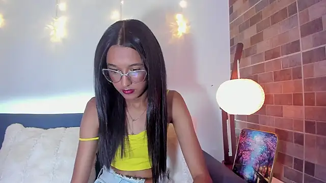 luna valen online show from 02-06-26, 09:11