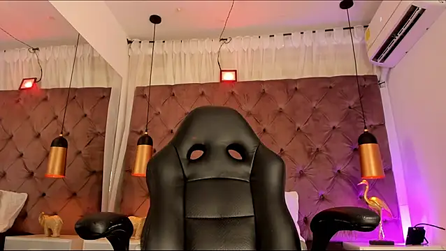 Rose monroee online show from 10-12-25, 07:48