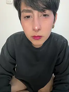 DaisyEmily online show from 11-08-25, 10:46