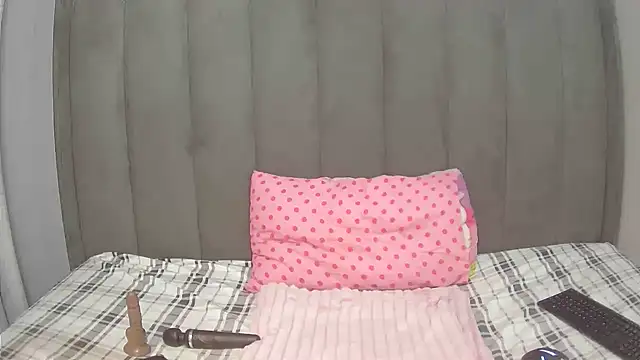 Pretty-C online show from 06-08-26, 05:24