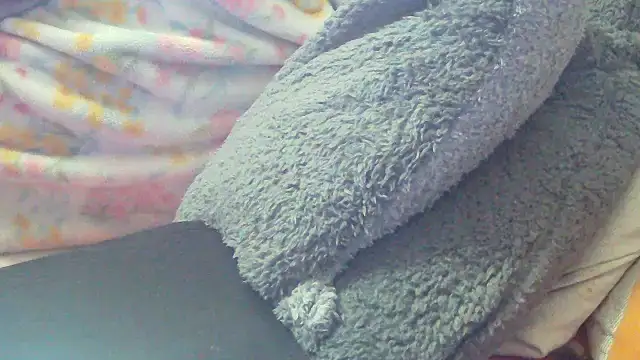 Playful MILF Demi online show from 12-03-25, 07:30