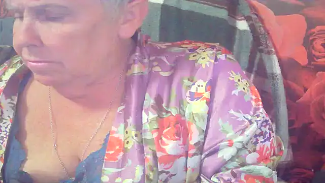 Snapshot of Playful_MILF_Demi chatting on 06-14-26, 06:42 Playful MILF Demi online show from 06-14-26, 06:42