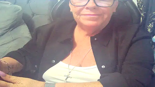 Snapshot of Playful_MILF_Demi chatting on 07-14-26, 12:55 Playful MILF Demi online show from 07-14-26, 12:55
