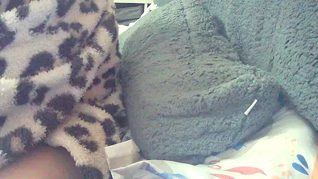 Snapshot of Playful_MILF_Demi chatting on 02-13-26, 06:02 Playful MILF Demi online show from 02-13-26, 06:02