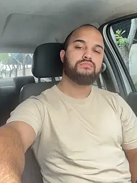 Snapshot of mayday2025m chatting on 10-09-25, 02:06 mayday2025m online show from 10-09-25, 02:06