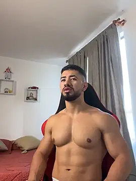 Ezzio Scolaro online show from 02-19-26, 01:19