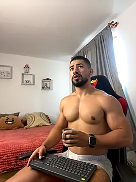 Ezzio Scolaro online show from 11-28-25, 12:27