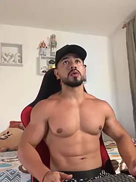 Ezzio Scolaro online show from 04-12-26, 11:19