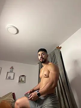 Ezzio Scolaro online show from 02-13-26, 02:55