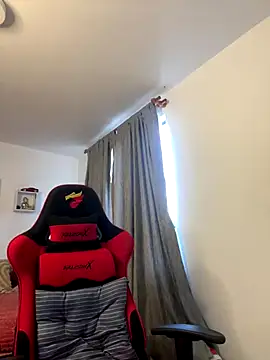 Ezzio Scolaro online show from 12-02-25, 12:18