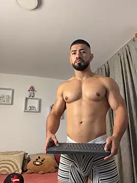 Ezzio Scolaro online show from 11-15-25, 12:14