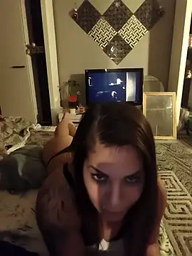 KRISZTIN1987 online show from 12-17-25, 09:53