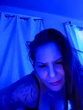 KRISZTIN1987 online show from 10-07-25, 04:52