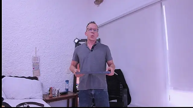  axelking  online show from 12-22-25, 11:32