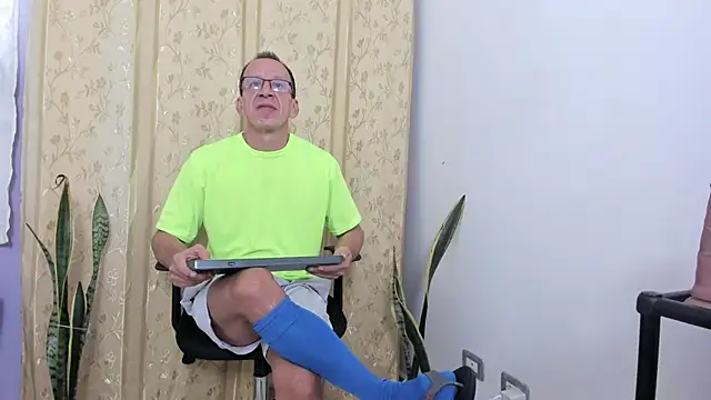  axelking  online show from 04-21-26, 11:39