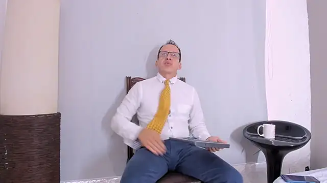  axelking  online show from 11-25-25, 11:43