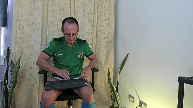  axelking  online show from 04-28-26, 11:47