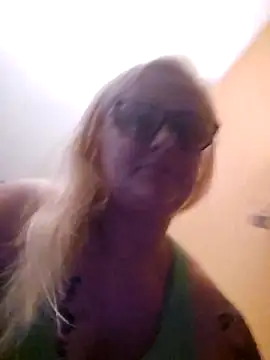Snapshot of NieMaJazdyBezGwiazdy7883 chatting on 10-17-25, 05:59 NieMaJazdyBezGwiazdy7883 online show from 10-17-25, 05:59